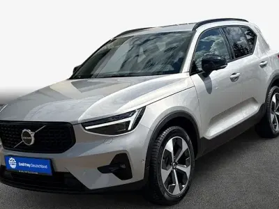 Gebraucht Volvo XC40 Plus 163 PS (119 kW) 2025 Schwarz SUV