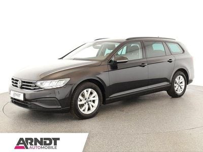 Gebraucht VW Passat Conceptline 122 PS (89 kW) 2023 Deep black perleffekt Kombi