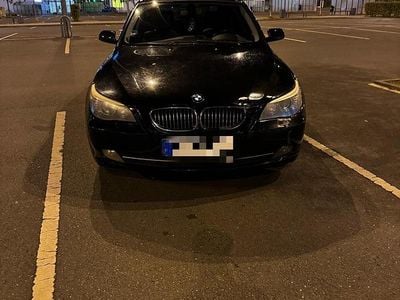 BMW 525