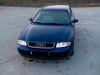 Gebraucht Audi A4 165 PS (121 kW) 1998 Blau Kombi