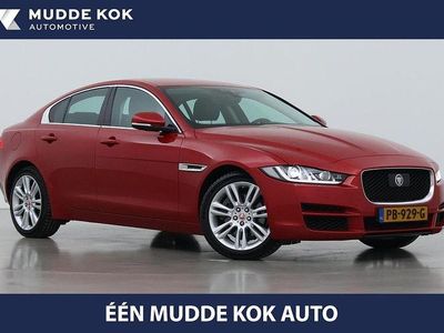 Gebraucht Jaguar XE Portfolio 250 PS (183 kW) 2017 Rot Limousine