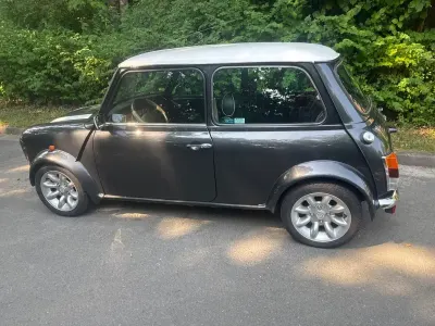 Gebraucht Mini 1300 63 PS (46 kW) 1998 Schwarz Kleinwagen