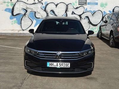 Gebraucht VW Passat GTE 156 PS (114 kW) 2020 Schwarz perleffekt Kombi