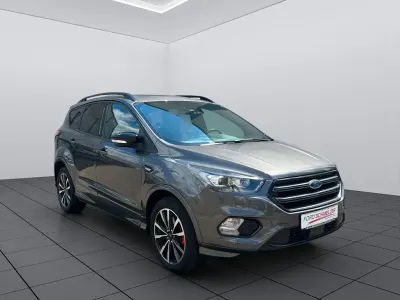Gebraucht Ford Kuga ST-Line 150 PS (110 kW) 2019 Grau SUV