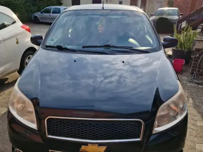 Gebraucht Chevrolet Aveo 100 PS (73 kW) 2009 Schwarz Kleinwagen