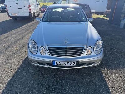 Gebraucht Mercedes E220 150 PS (110 kW) 2003 Limousine