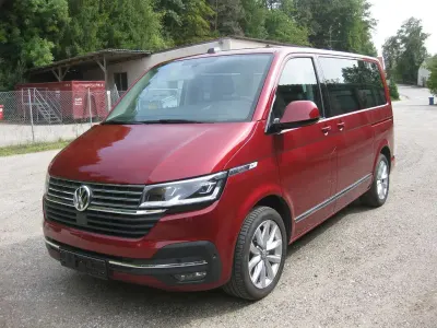 Gebraucht VW Multivan Pro 199 PS (146 kW) 2021 Rot Van / Kleinbus