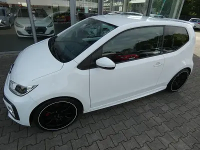 Gebraucht VW up! Sound 90 PS (66 kW) 2017 Weiß Kleinwagen