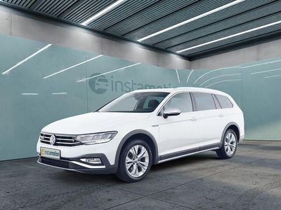 Weiß Gebraucht 2021 VW Passat Alltrack Kombi | 32.655 € (Teuer)