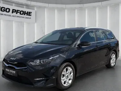 Gebraucht Kia Ceed Sportswagon Vision 120 PS (88 kW) 2023 Schwarz Kombi