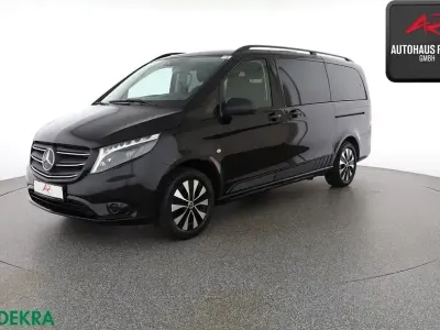 Gebraucht Mercedes Vito 239 PS (175 kW) 2023 Obsidianschwarz Van