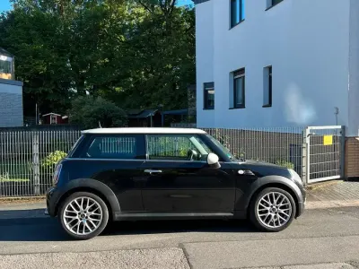 Gebraucht Mini Cooper 120 PS (88 kW) 2009 Schwarz Kleinwagen
