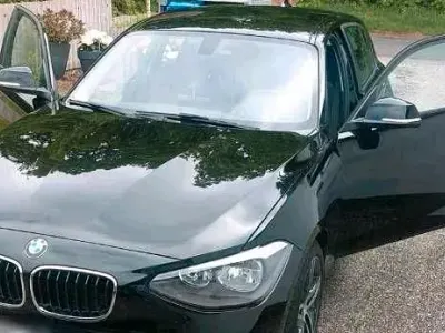 Usata BMW 116 122 CV (89 kW) 2014 Nero Utilitaria