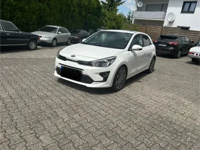 Gebraucht Kia Rio GT-Line 120 PS (88 kW) 2021 Weiß Limousine