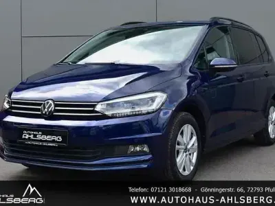 Gebraucht VW Touran Comfortline 150 PS (110 kW) 2024 Atlantik blue Van / Kleinbus