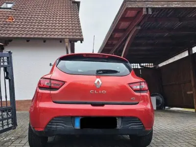 Gebraucht Renault Clio Experience 90 PS (66 kW) 2014 Rot Kleinwagen
