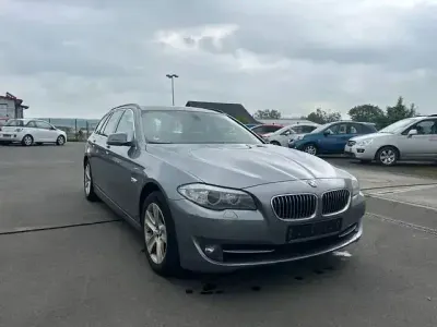 Gebraucht BMW 520 184 PS (135 kW) 2011 Spacegrau metallic Kombi