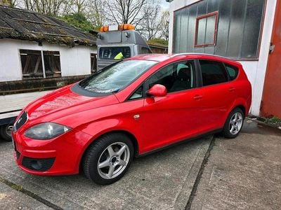 Gebraucht Seat Altea XL 140 PS (102 kW) 2009 Rot Van / Kleinbus