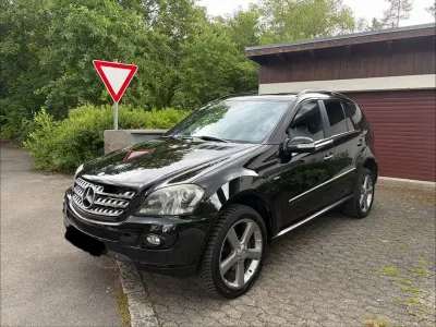 Gebraucht Mercedes ML320 AMG Edition 1 224 PS (164 kW) 2008 Schwarz SUV