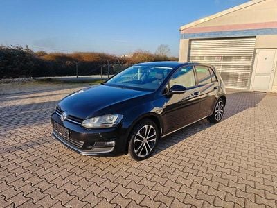 Gebraucht VW Golf VII LOUNGE 150 PS (110 kW) 2015 Schwarz Limousine