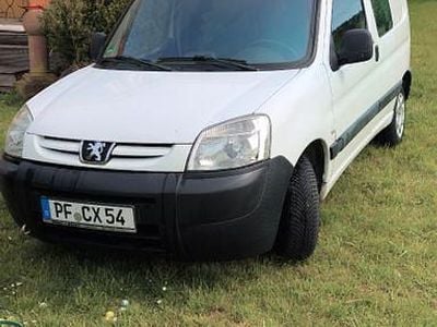 Usata Peugeot Partner Tepee Family 109 CV (80 kW) 2009 Bianco Monovolume