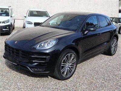 Gebraucht Porsche Macan 400 PS (294 kW) 2015 Tiefschwarzmetallic (metallic) SUV