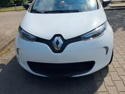 Gebraucht Renault Zoe Life 42 kW (58 PS) 2019 Weiß Kleinwagen