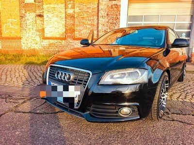 Grau Gebraucht 2009 Audi A3 Attraction Limousine | 5.900 € (Fairer Preis)