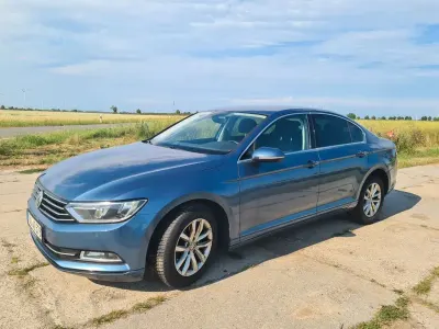 Gebraucht VW Passat Comfortline 150 PS (110 kW) 2016 Blau Limousine