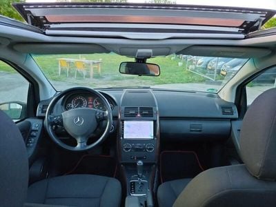 Mercedes A200
