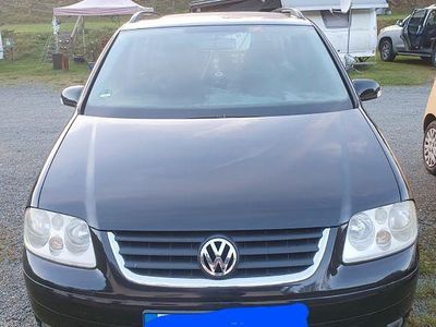 Schwarz Gebraucht 2008 VW Touran Highline Van / Kleinbus | 2.997 € (Guter Preis)
