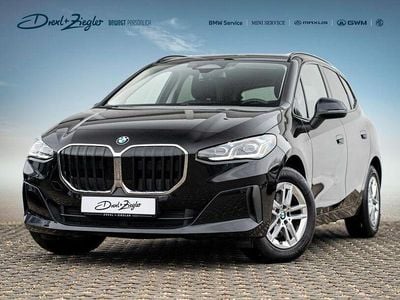 Gebraucht BMW 220 Active Tourer Luxury Line 170 PS (125 kW) 2025 Saphirschwarzmetallic Van / Kleinbus