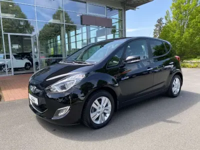 Gebraucht Hyundai ix20 Trend 125 PS (91 kW) 2012 Schwarz Kleinwagen
