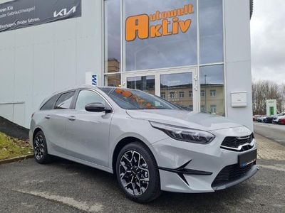 Neu Kia Ceed Sportswagon 101 PS (74 kW) 2025 Grau Kombi