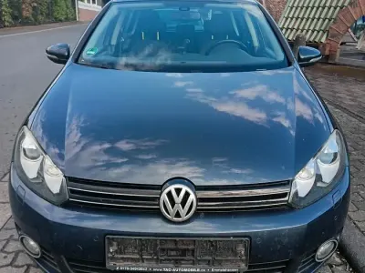 Gebraucht VW Golf VI Team 105 PS (77 kW) 2010 Blau Kleinwagen