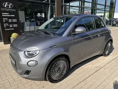 Gebraucht Fiat 500e Action 69 kW (95 PS) 2021 Grau Limousine