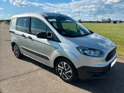 Gebraucht Ford Transit 101 PS (74 kW) 2017 Silber Van / Kleinbus