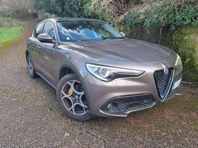 Gebraucht Alfa Romeo Stelvio Executive 209 PS (153 kW) 2017 Braun SUV