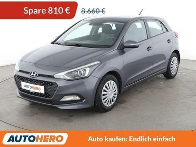 Gebraucht Hyundai i20 Intro Edition 84 PS (61 kW) 2015 Grau Limousine