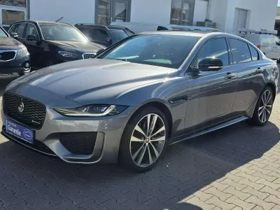 Gebraucht Jaguar XE R-Dynamic 204 PS (150 kW) 2023 Eiger grey Limousine