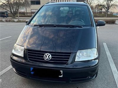 VW Sharan