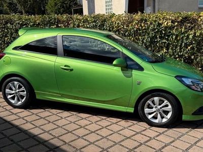 Grün Gebraucht 2017 Opel Corsa Kleinwagen | 5.500 €
