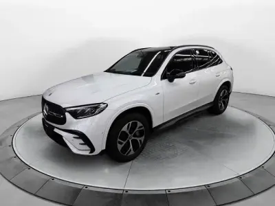 Gebraucht Mercedes GLC300 AMG 204 PS (150 kW) 2025 Weiß SUV