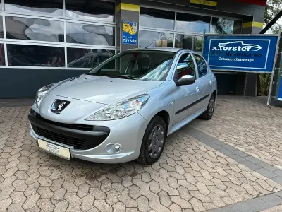 Gebraucht Peugeot 206+ 60 PS (44 kW) 2009 Kleinwagen