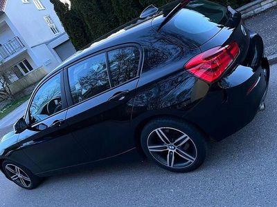 Schwarz Gebraucht 2016 BMW 118 Kleinwagen | 8.550 € (Fairer Preis)
