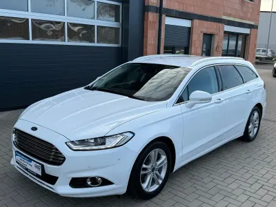 Gebraucht Ford Mondeo Titanium 150 PS (110 kW) 2016 Weiß Kombi