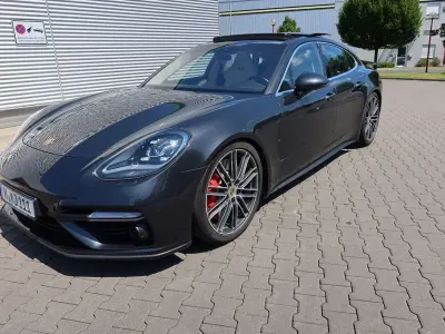 Gebraucht Porsche Panamera Turbo 549 PS (403 kW) 2016 Grau Kleinwagen