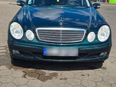 Mercedes E280
