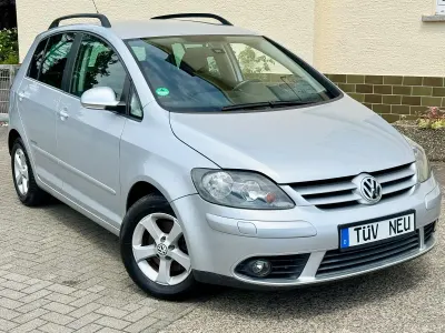 Gebraucht VW Golf Plus Cross 122 PS (89 kW) 2008 Grau Limousine
