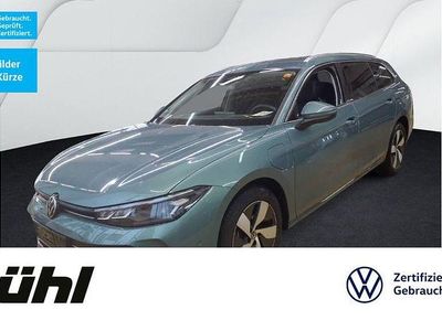 Grün Gebraucht 2025 VW Passat Business Kombi | 34.690 € (Guter Preis)
